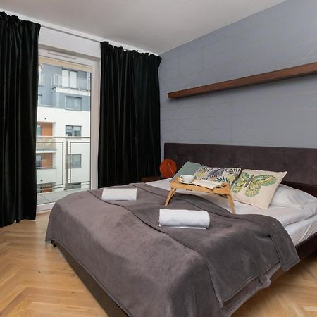 Superior Apartment With Balcony & Parking Gdansk By Noclegi Renters Prestige Exterior photo